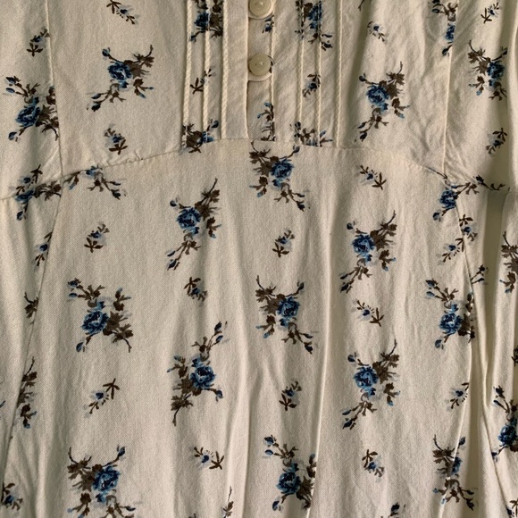 Ralph Lauren Cream and Blue Floral High Low Dress - Picture 2 of 4